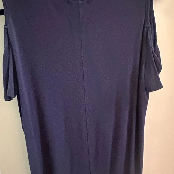 Navy cold-shoulder Top - Picture 3 of 3